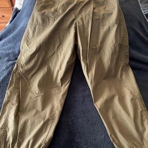 women's cropped pants